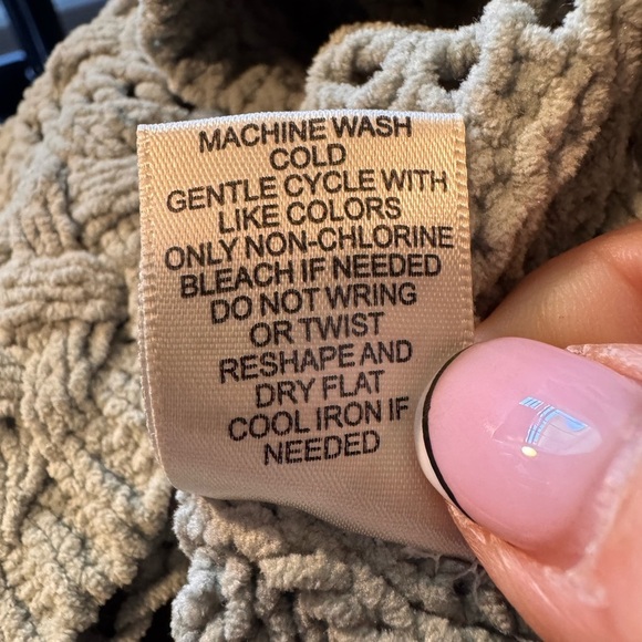 Sincerely Jules Textured Knit Sweater - Light sage green - Picture 6 of 9